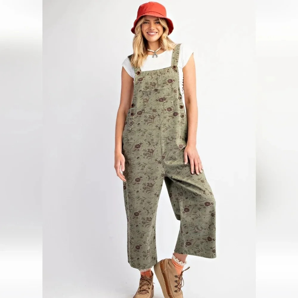 Easel-Free People Green Floral Boho Overalls Size Meduim